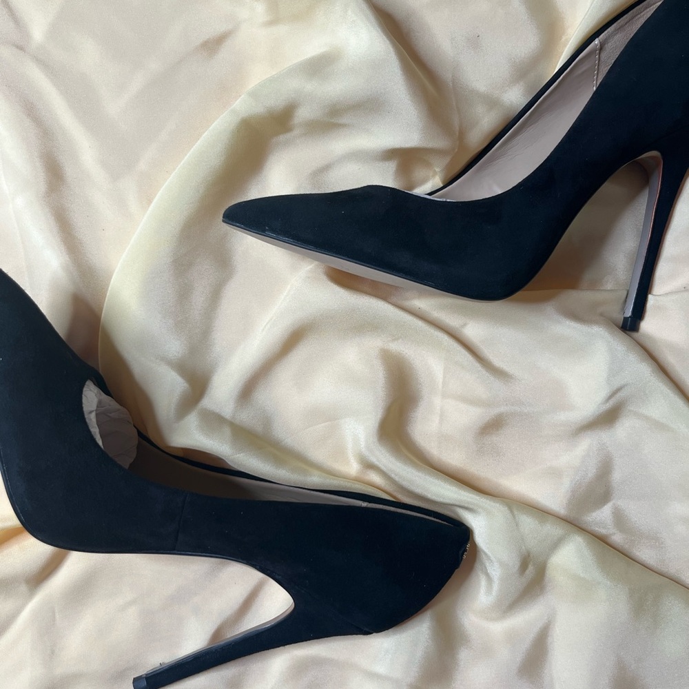 Sam Edelman - DANNA POINTED TOE HEEL in black suede, size 6 M - Picture 4 of 14